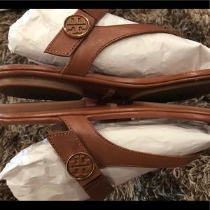 Tory Burch Tan convertible sandals